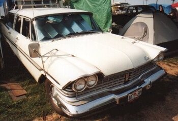 1959_Plymouth_Custom_Suburban.jpg