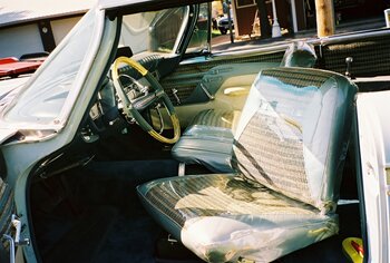 60699_Interior.jpg