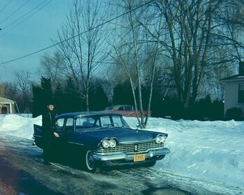 1959plymouthsavoy4doorsedaninsnow.jpg